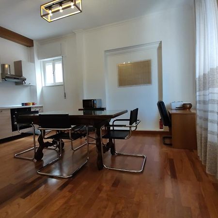 Nel Mezzo Del Cammin Apartment Бриндизи Екстериор снимка