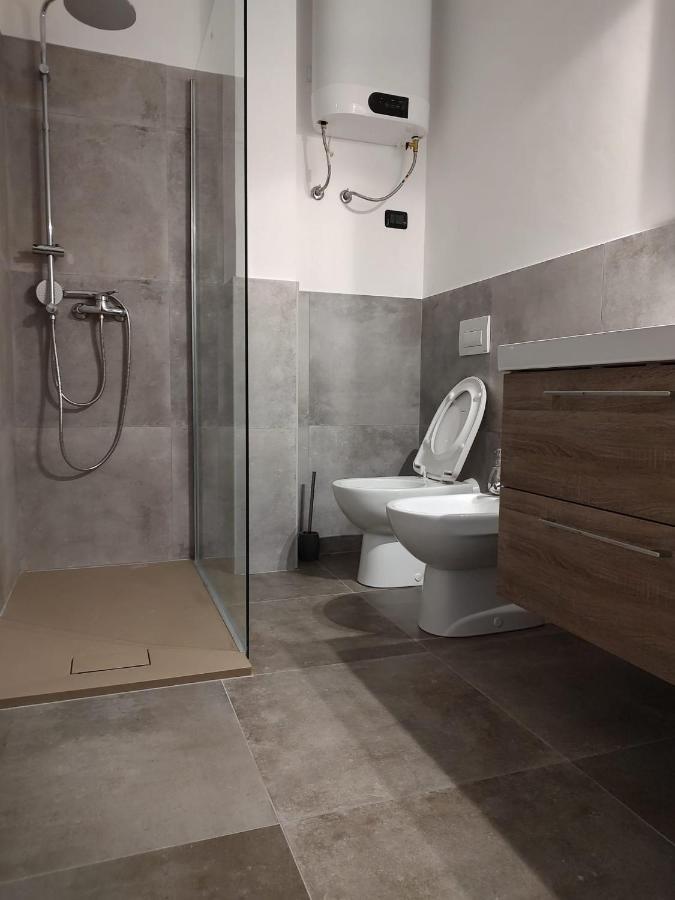 Nel Mezzo Del Cammin Apartment Бриндизи Екстериор снимка
